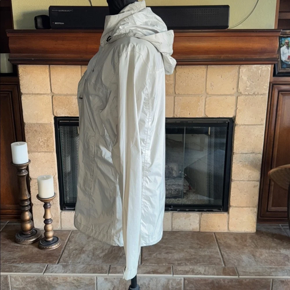 Marmot Rain Jacket - Picture 4 of 12